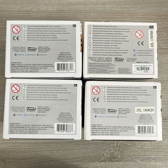 4 Funko Pops - Picture 6 of 6